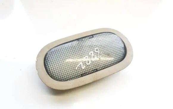 Nissan Quest Rear seat light 7700410612 7700434189
