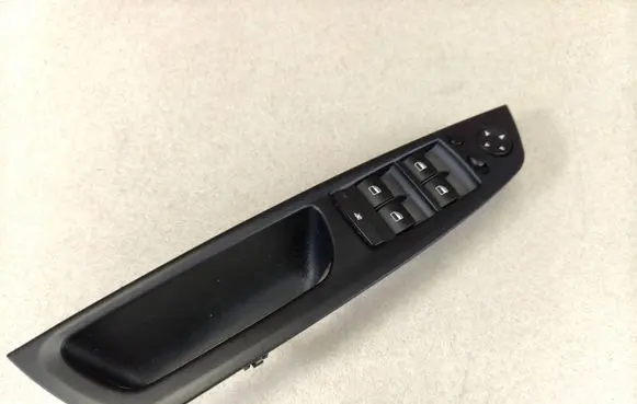 BMW X5 E70 Electric window control switch 9218044
