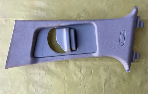 Mercedes-Benz C W204 (B) pillar trim (top) A2046900325 A2048600130
