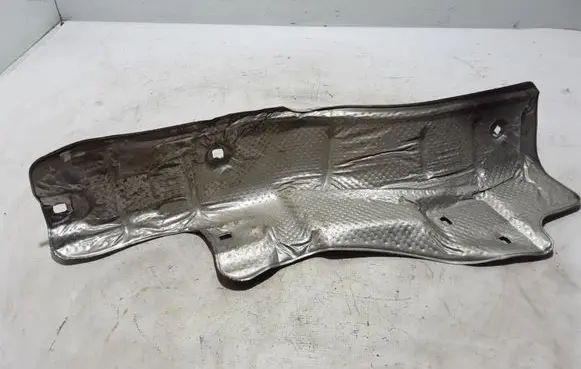 Dodge Durango Exhaust heat shield 68069895AD