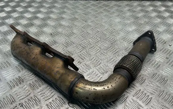 Audi A5 8T 8F Exhaust manifold 05925303