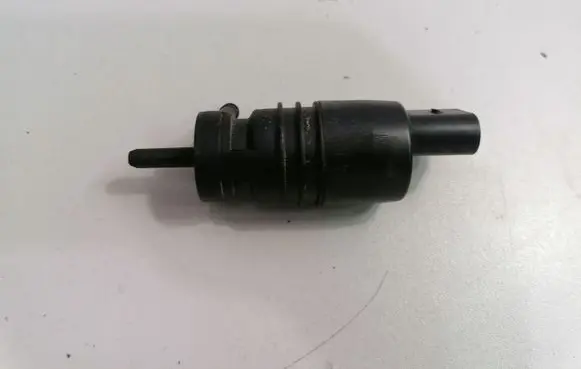 BMW 5 F10 F11 Windscreen/windshield washer pump 6934160