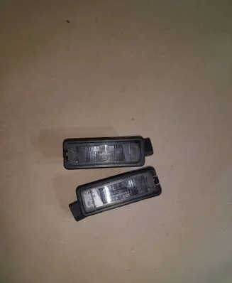 Volkswagen Golf VI Number plate light 1K8943021