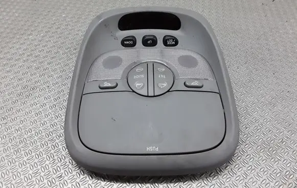 KIA Sorento Front seat light Y05G940A03E010