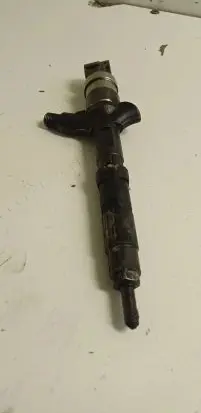 Toyota Corolla E120 E130 Fuel injector 2367027020 09502041