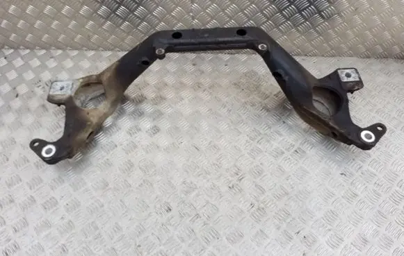 Volkswagen Touareg I Front subframe 7L6199207B