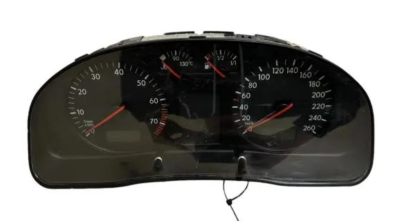 Volkswagen PASSAT B5 Speedometer (instrument cluster) 3B1919880 10109811080
