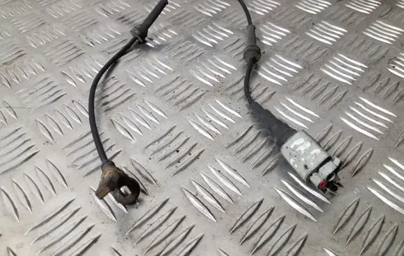 Ford Focus ABS brake wheel speed sensor 98AG2B372AF