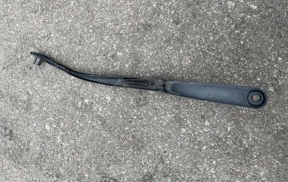BMW 5 F10 F11 Windshield/front glass wiper blade 7182459