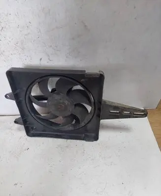 Fiat Marea Radiator cooling fan shroud 8240163
