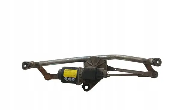 Front wiper linkage and motor