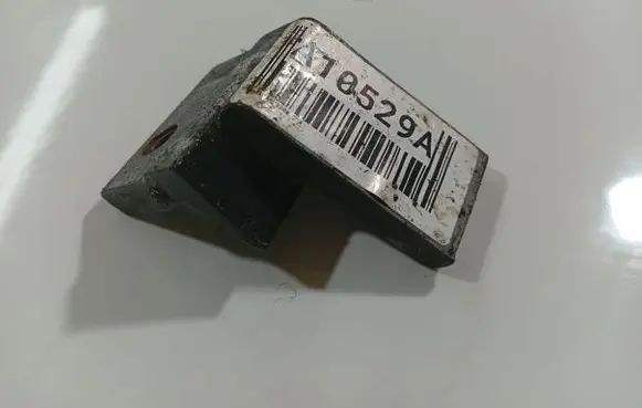 Audi A2 Front door upper hinge 8Z0831402A