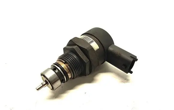 Land Rover Evoque I Fuel pressure sensor 0281006464