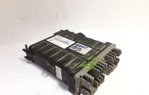 Volkswagen PASSAT B3 Engine control unit/module 0261200271 443907311D