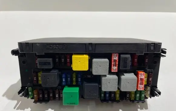 Mercedes-Benz E W212 Fuse module A2129008307