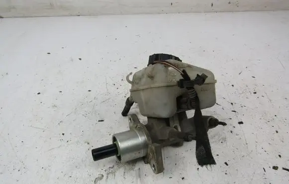 Opel Astra G Master brake cylinder 