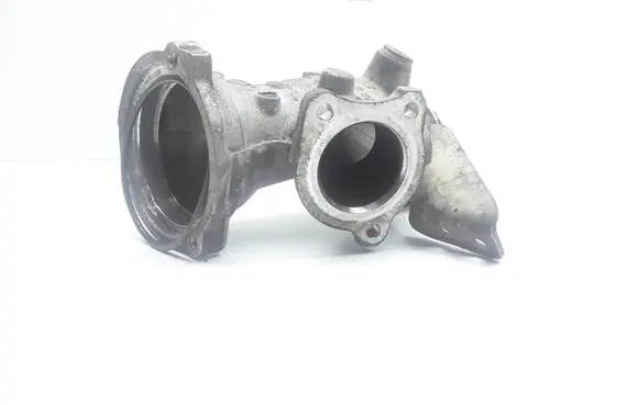 Mercedes-Benz E W212 Turbo air intake inlet pipe/hose A6510906180