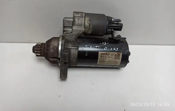 Volkswagen Tiguan Starter motor 02M911024C