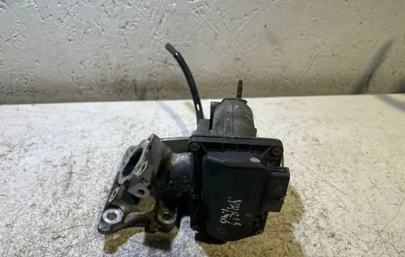 Toyota Yaris Engine shut-off valve 261000N030 00679 9116