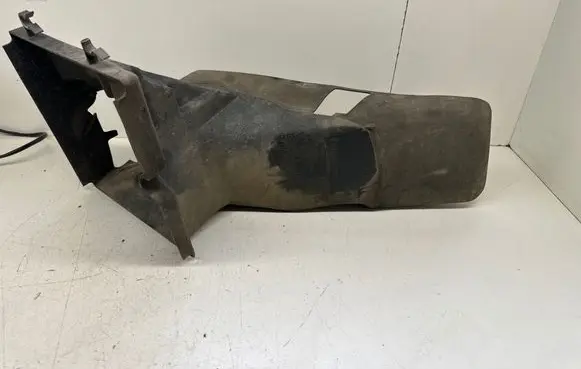 Audi A4 S4 B7 8E 8H Intercooler air channel guide 8E0117335Q 50295