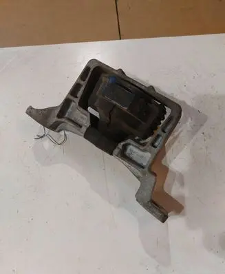 Ford Focus Engine mount bracket 3m516f012 00260127