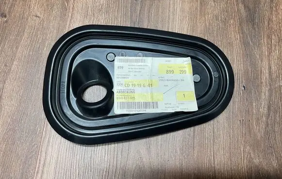 Audi A4 S4 B9 8W Other front door trim element 8W0837915
