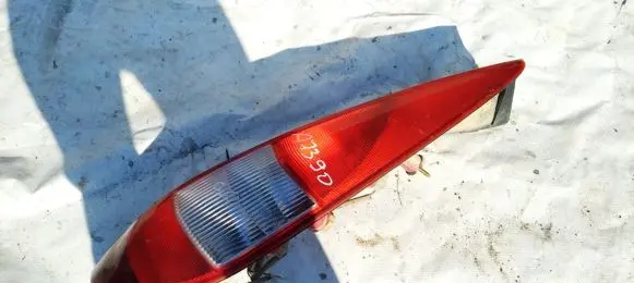 Ford Mondeo Mk III Rear/tail lights 1s7113404c 1s71-13404-c
