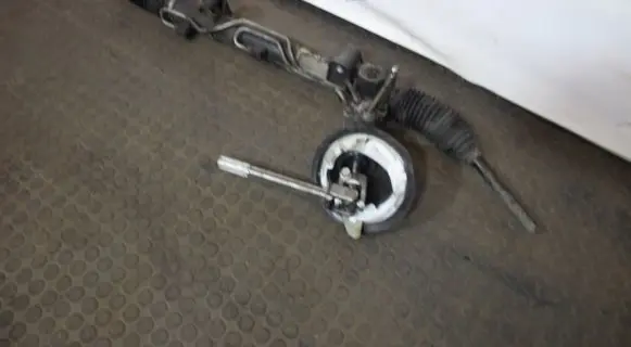Chrysler Sebring (JS) Steering rack