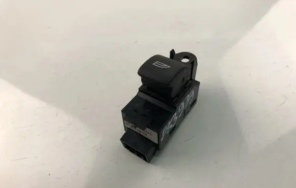 Volvo S90, V90 Electric window control switch 31394840