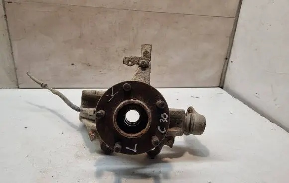 Volvo C30 Front wheel hub