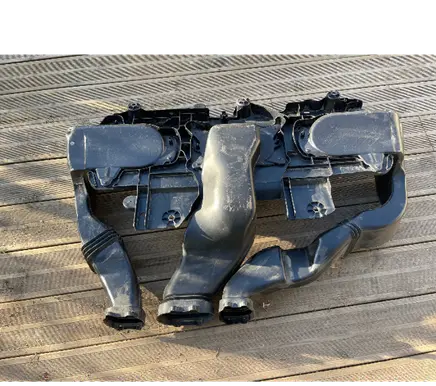 Renault Zoe Intercooler air guide/duct channel 295P56812R