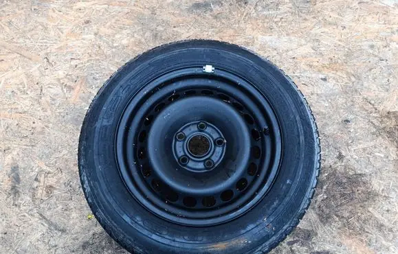 Volkswagen PASSAT B5.5 R15 spare wheel 3B0601027E 19565R15