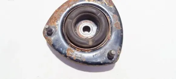 Suzuki Grand Vitara II Coil spring mount 