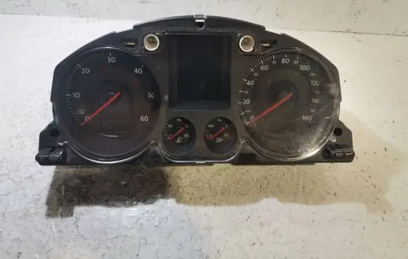 Volkswagen PASSAT B6 Speedometer (instrument cluster) 3C0920970Q