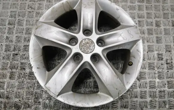 KIA Ceed R15 alloy rim 