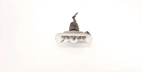Audi A4 S4 B7 8E 8H Front fender indicator light 8E0949127