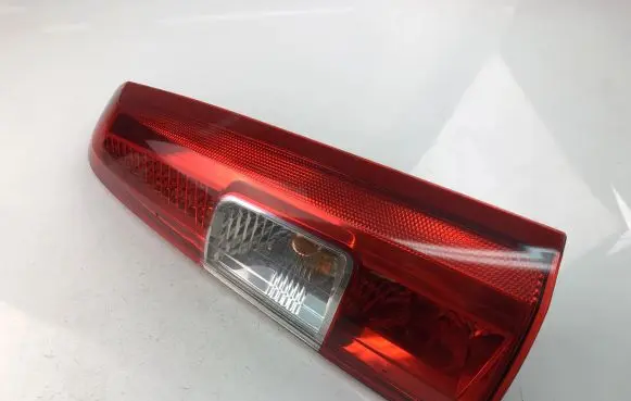 Volvo V70 Tailgate rear/tail lights 30722646