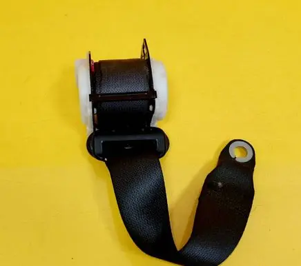 Nissan Micra Rear seatbelt 