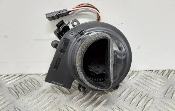 Audi Q3 F3 Engine control unit/module fan 5QF819458 4N0915213B