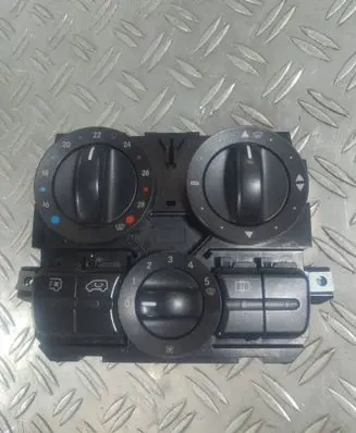 Mercedes-Benz Vito Viano W639 Climate control unit A6399061400