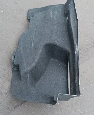 Trunk/boot lower side trim panel