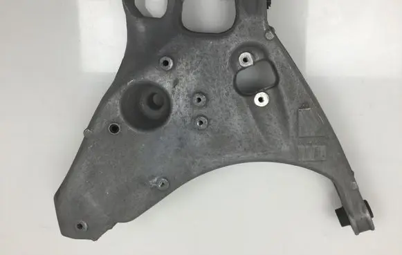 Rear upper control arm/wishbone