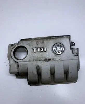 Volkswagen PASSAT B6 Engine cover (trim)