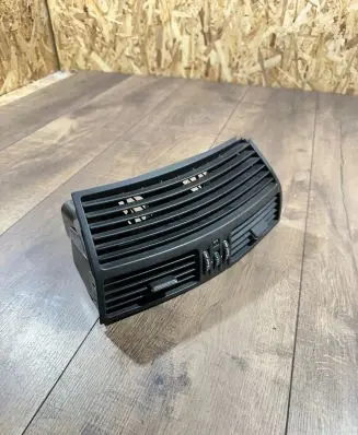 Dash center air vent grill