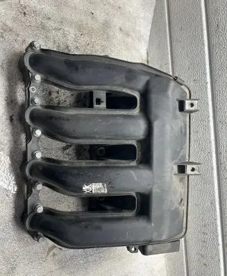 BMW 1 E81 E87 Intake manifold 7787318