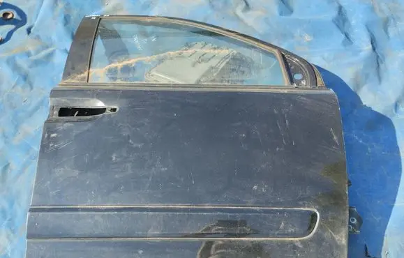 KIA Carnival Front door 760044D010