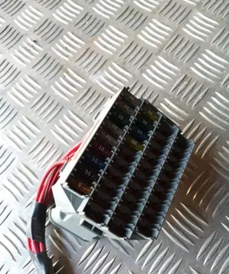 Volvo V70 Fuse box set 9162439