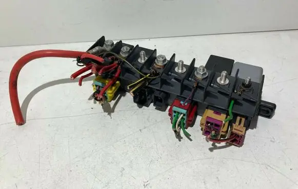 Audi A4 S4 B5 8D Fuse box set 4A0941822