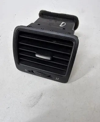 Volkswagen Golf V Dashboard side air vent grill/cover trim 1K0819710 1K0819704