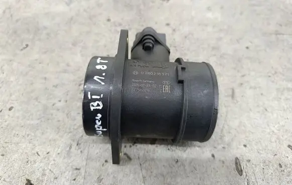Skoda Superb B5 (3U) Mass air flow meter 